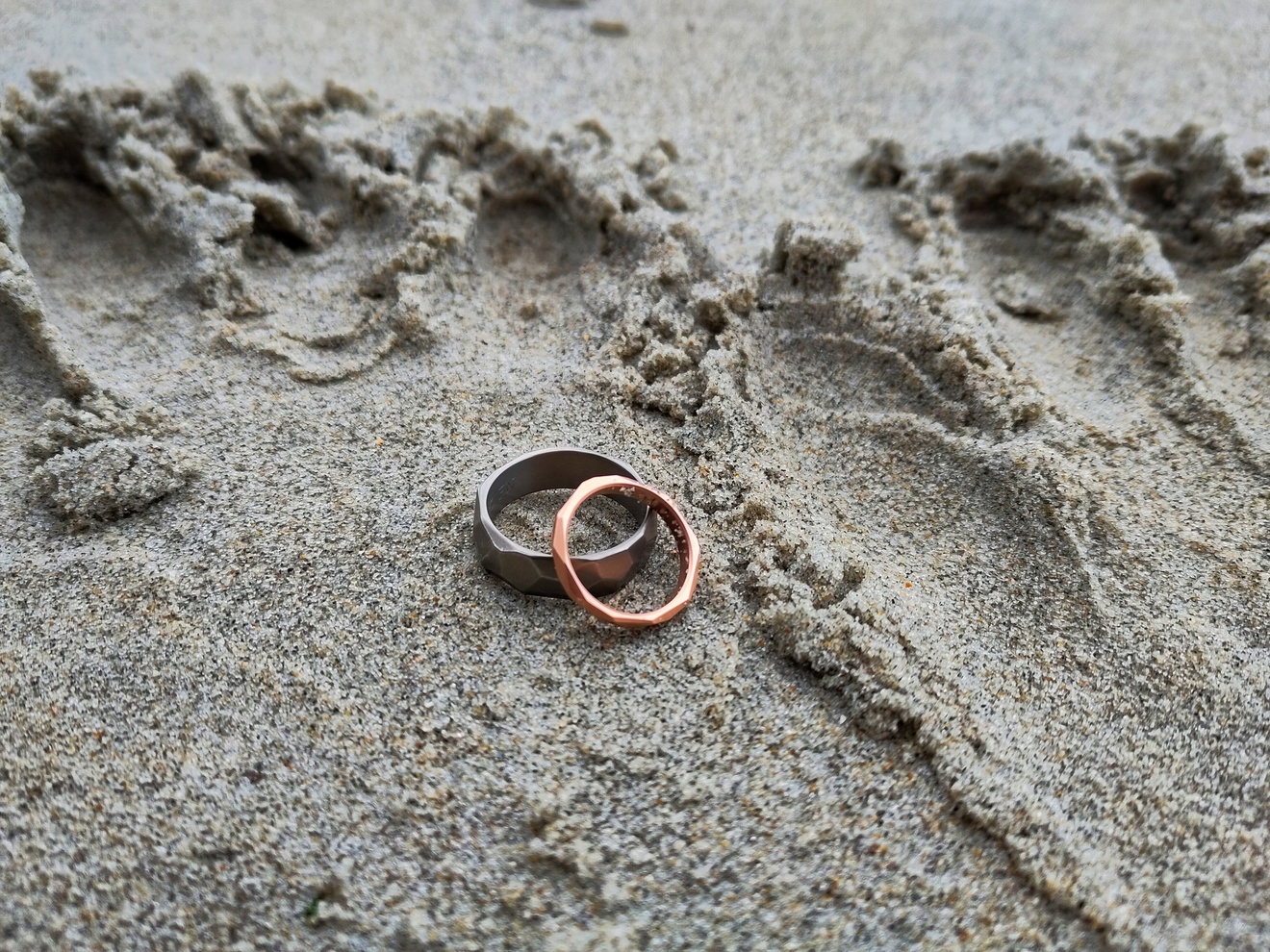 Featured image of post Tier freigeschaltet: Humble happy husby