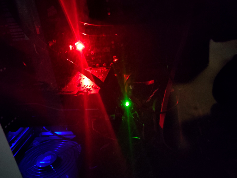 CPU Led (red) is on. That’s typically not a good sign