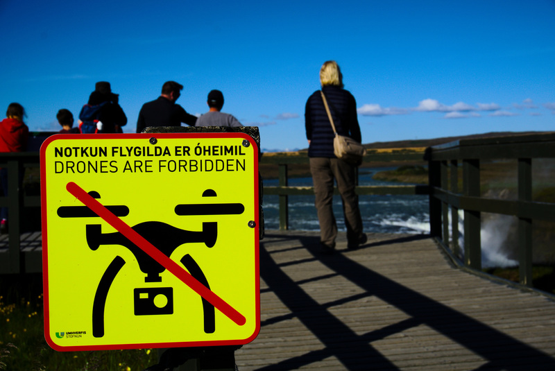 Sign stating No Drones